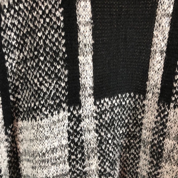 Style & Co Sleeveless Open Sweater size Small - Picture 7 of 8